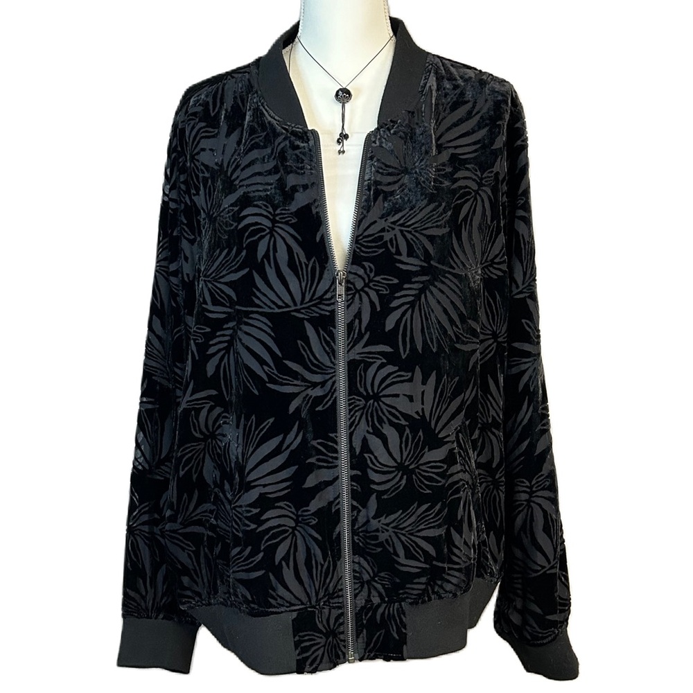 Torrid Velvet Burnout Bomber‎ Jacket 2X Full Zip Lightweight Pockets Whimsigoth